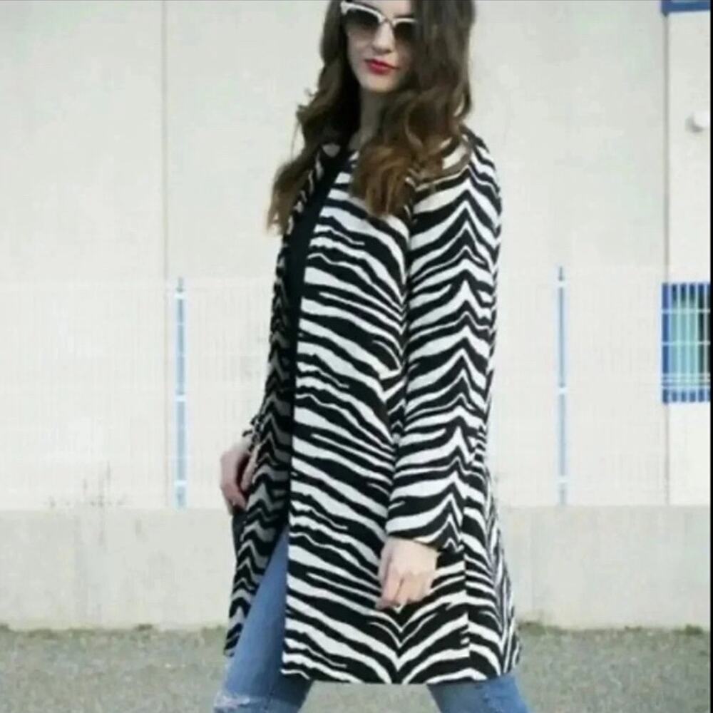 Zebra Trench